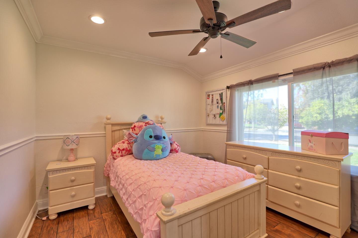 Detail Gallery Image 23 of 38 For 3874 Forester Ct, San Jose,  CA 95121 - 4 Beds | 3 Baths