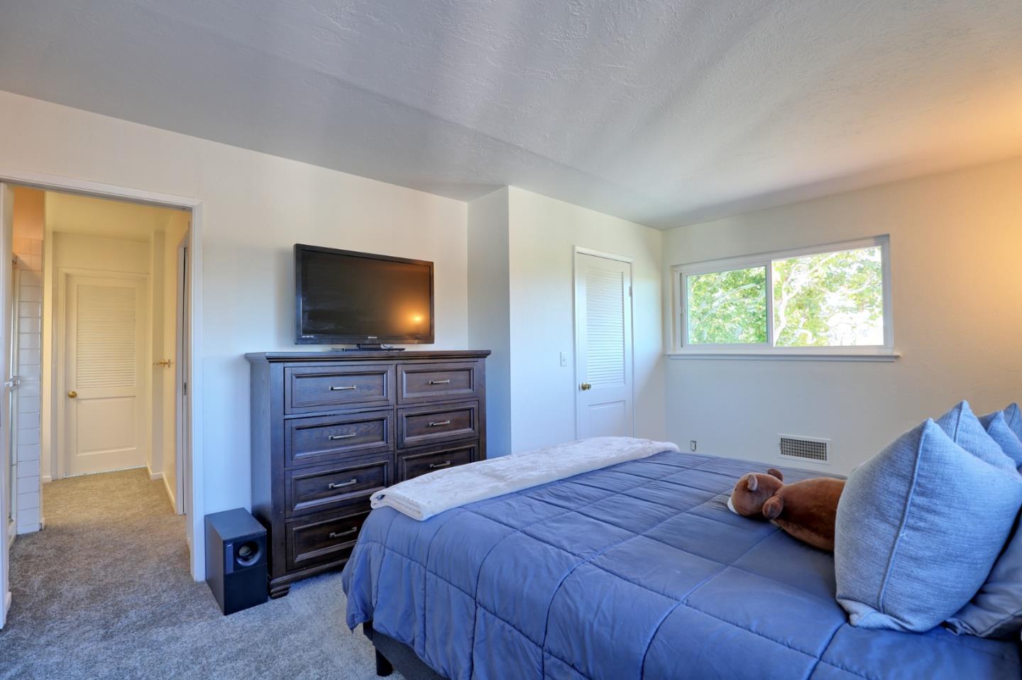 Detail Gallery Image 31 of 38 For 3874 Forester Ct, San Jose,  CA 95121 - 4 Beds | 3 Baths