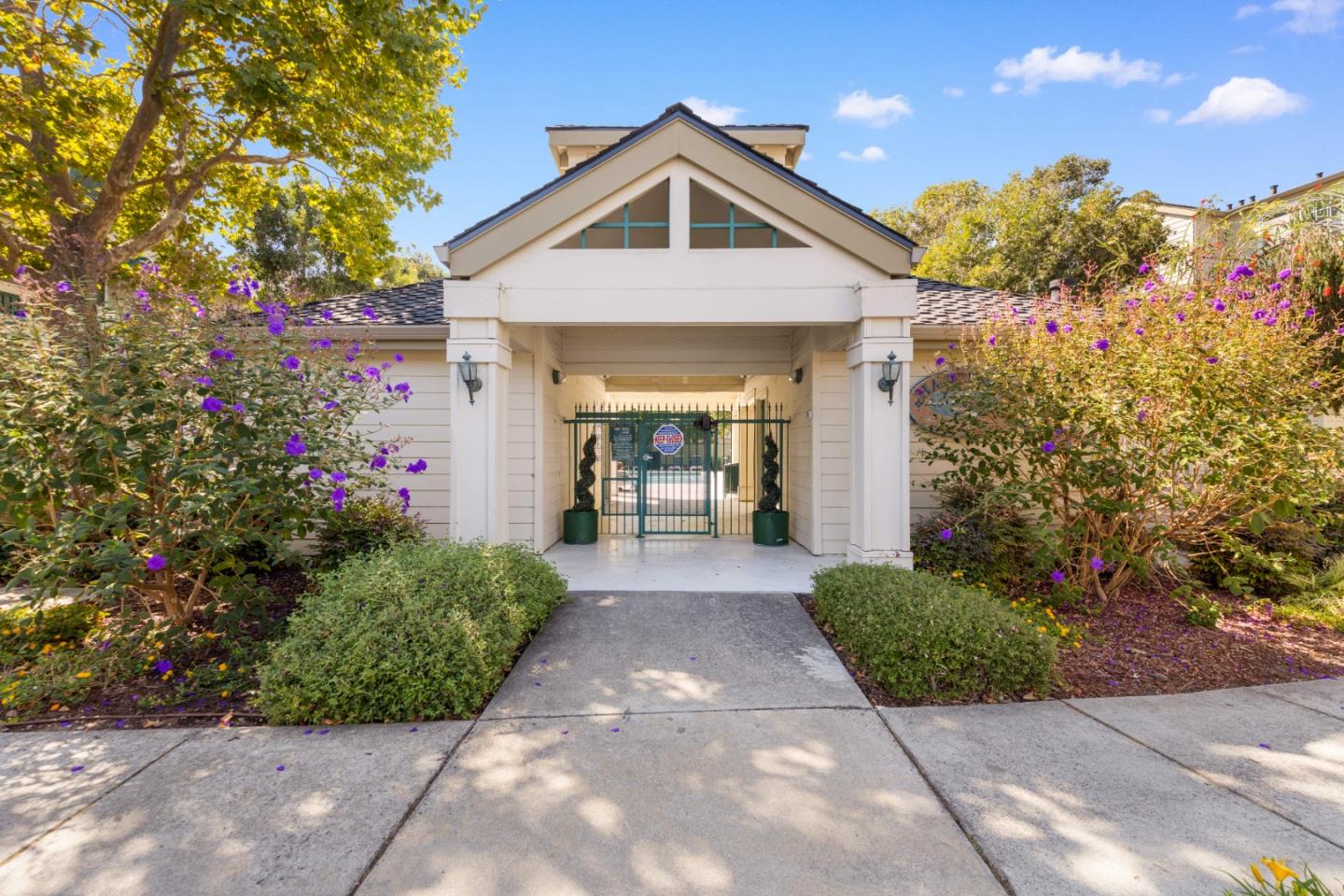 Detail Gallery Image 28 of 34 For 2604 Hastings Shore Ln, Redwood City,  CA 94065 - 2 Beds | 2 Baths
