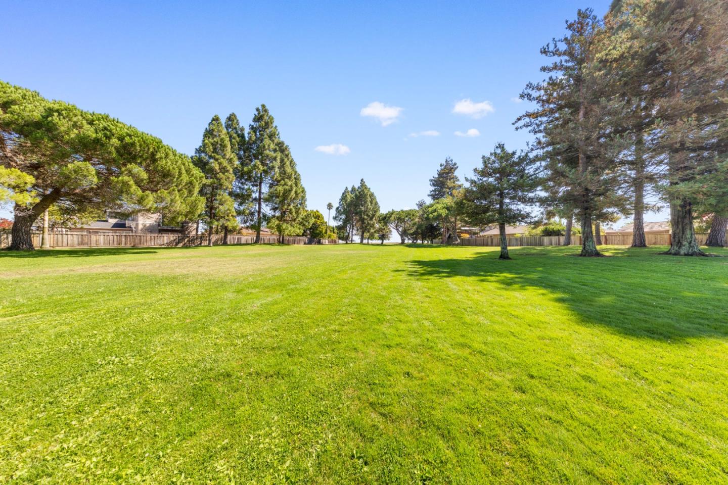 Detail Gallery Image 32 of 34 For 2604 Hastings Shore Ln, Redwood City,  CA 94065 - 2 Beds | 2 Baths