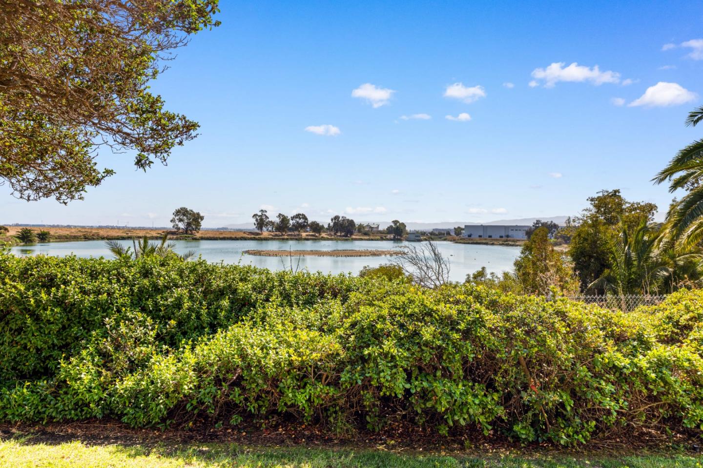 Detail Gallery Image 34 of 34 For 2604 Hastings Shore Ln, Redwood City,  CA 94065 - 2 Beds | 2 Baths