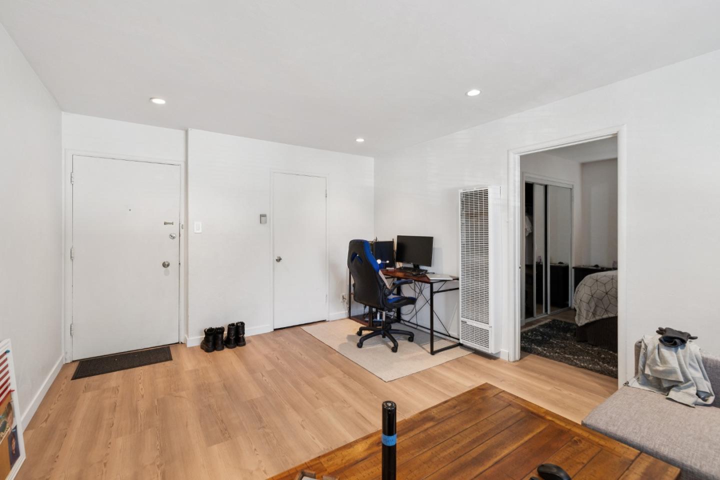 Detail Gallery Image 13 of 52 For 1140 El Camino Real, Burlingame,  CA 94010 - – Beds | – Baths