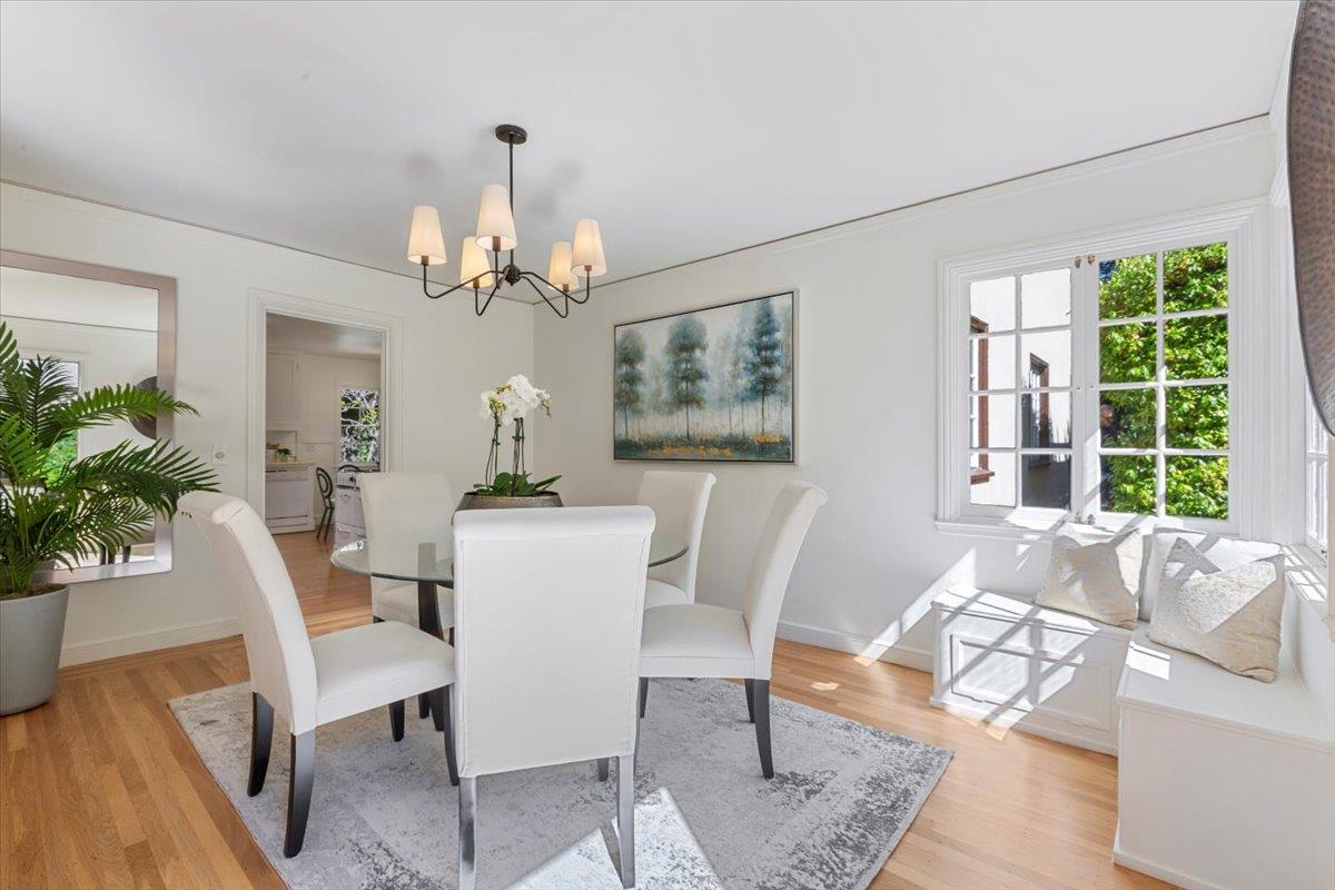 Detail Gallery Image 13 of 41 For 215 Warren Rd, San Mateo,  CA 94402 - 3 Beds | 2/1 Baths