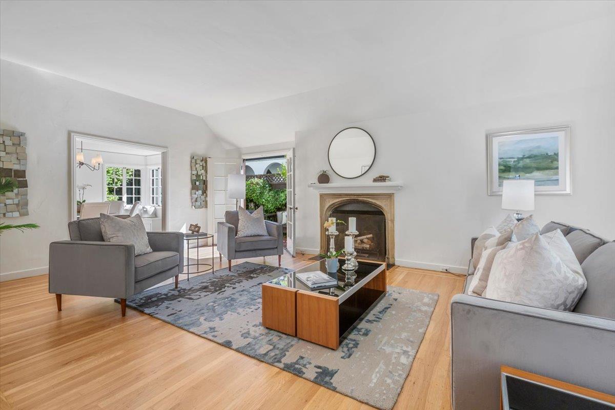 Detail Gallery Image 9 of 41 For 215 Warren Rd, San Mateo,  CA 94402 - 3 Beds | 2/1 Baths