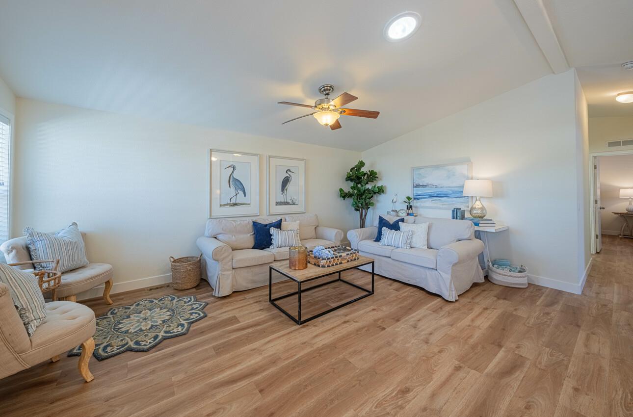 Detail Gallery Image 8 of 40 For 700 Briggs Ave #103,  Pacific Grove,  CA 93950 - 2 Beds | 2 Baths