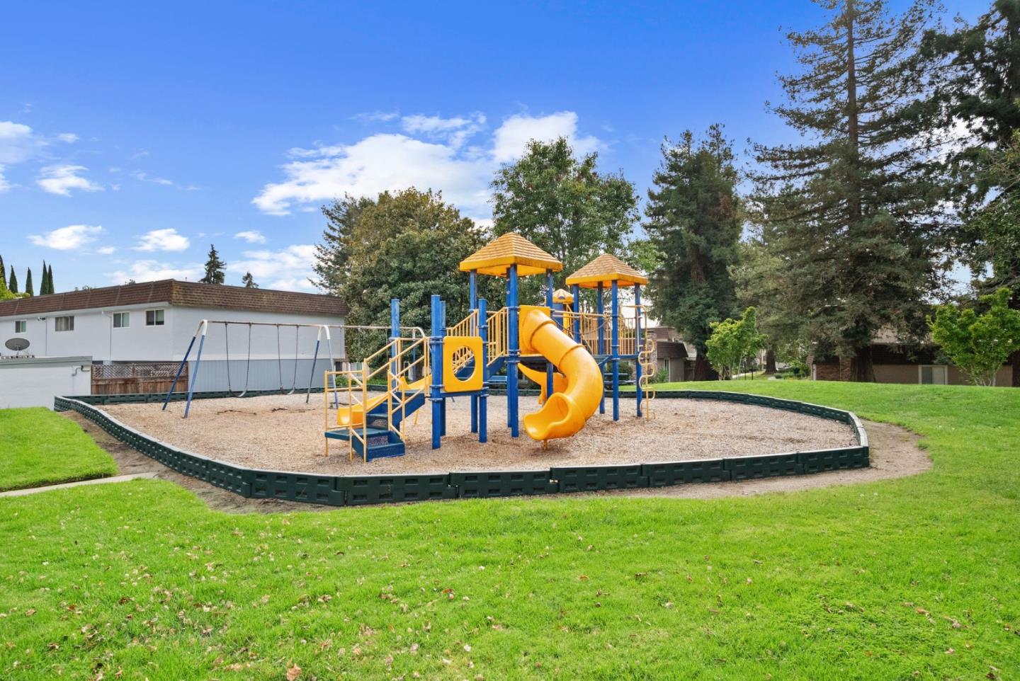 Detail Gallery Image 12 of 13 For 3252 Cropley Ave, San Jose,  CA 95132 - 2 Beds | 1 Baths