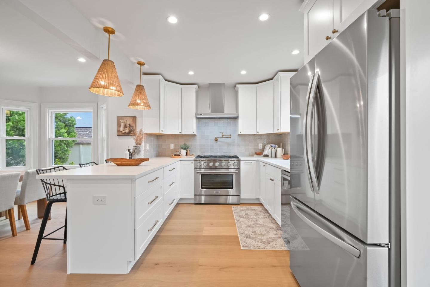 Detail Gallery Image 15 of 53 For 111 Poplar Ave, San Bruno,  CA 94066 - 4 Beds | 3 Baths