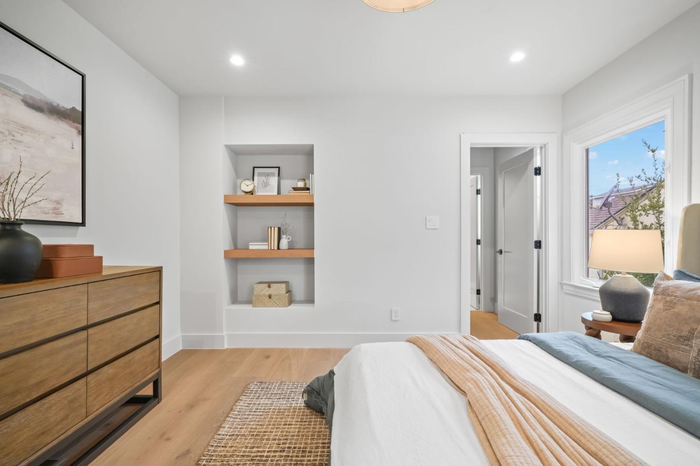 Detail Gallery Image 19 of 53 For 111 Poplar Ave, San Bruno,  CA 94066 - 4 Beds | 3 Baths