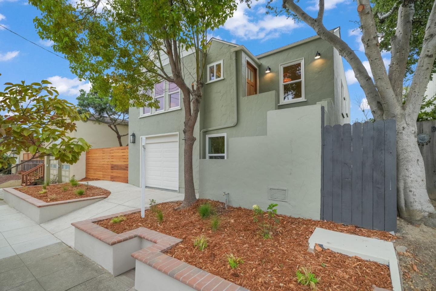 Detail Gallery Image 2 of 53 For 111 Poplar Ave, San Bruno,  CA 94066 - 4 Beds | 3 Baths