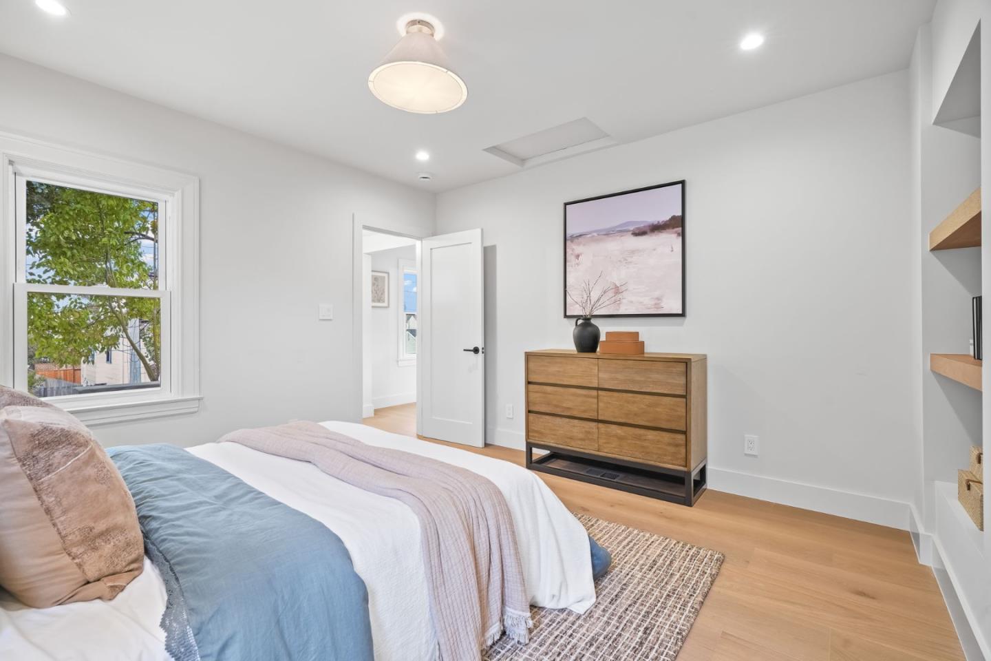 Detail Gallery Image 22 of 53 For 111 Poplar Ave, San Bruno,  CA 94066 - 4 Beds | 3 Baths