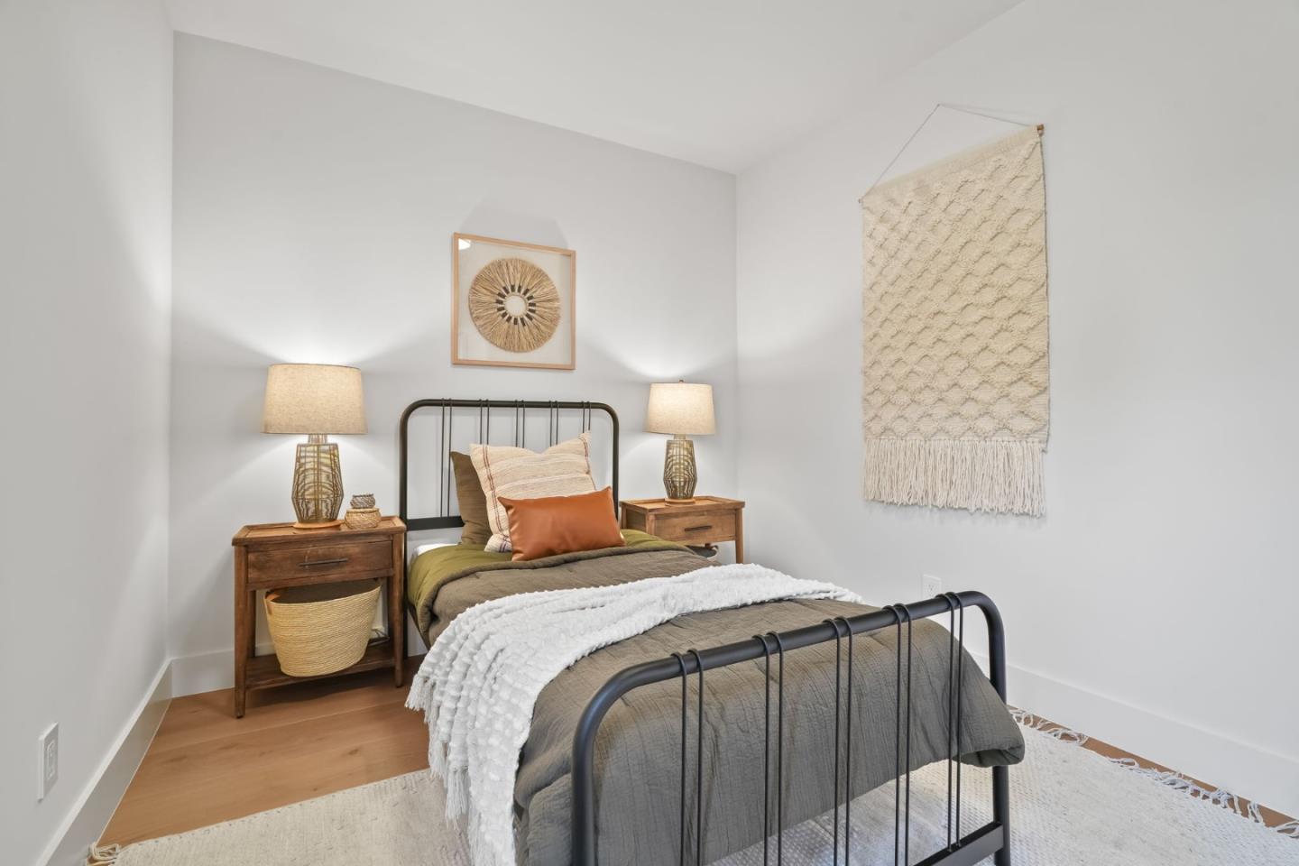 Detail Gallery Image 28 of 53 For 111 Poplar Ave, San Bruno,  CA 94066 - 4 Beds | 3 Baths