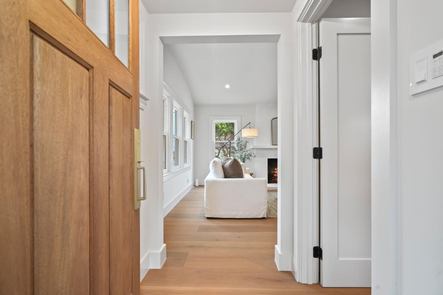 Detail Gallery Image 3 of 53 For 111 Poplar Ave, San Bruno,  CA 94066 - 4 Beds | 3 Baths