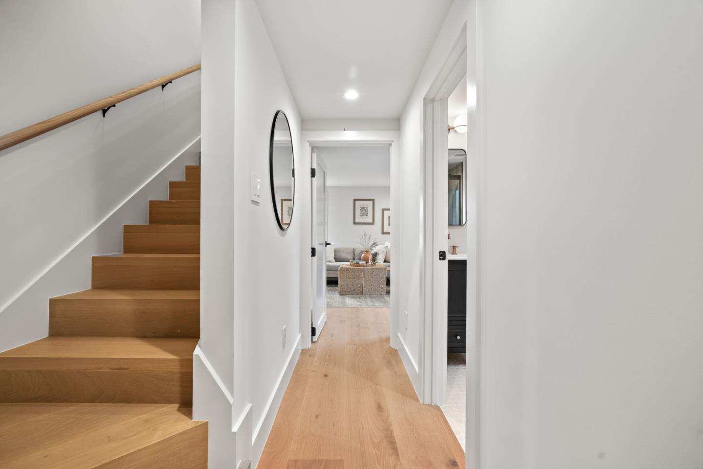 Detail Gallery Image 31 of 53 For 111 Poplar Ave, San Bruno,  CA 94066 - 4 Beds | 3 Baths