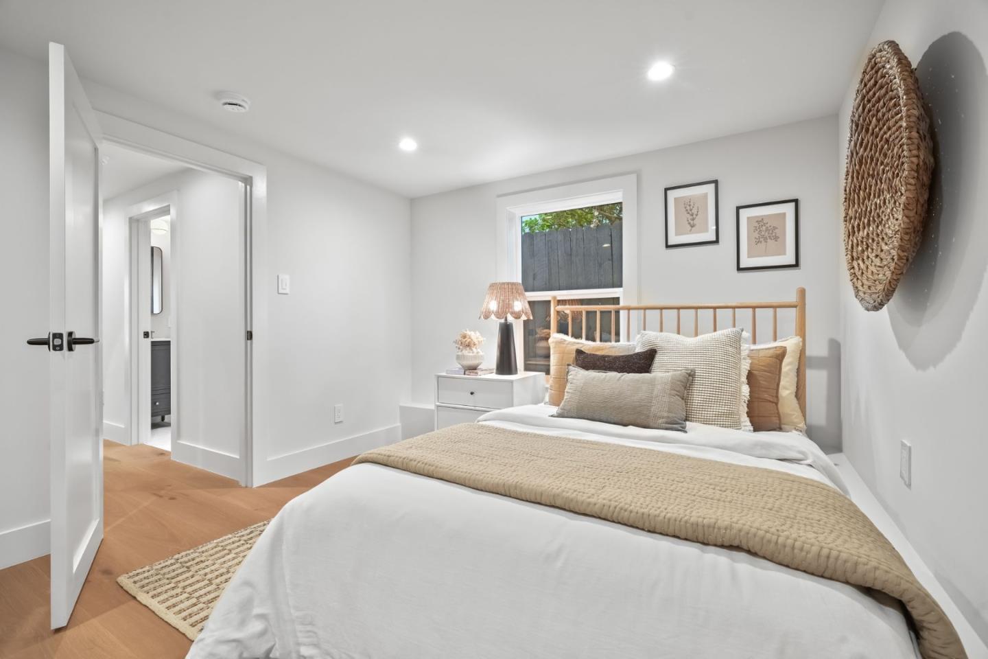 Detail Gallery Image 35 of 53 For 111 Poplar Ave, San Bruno,  CA 94066 - 4 Beds | 3 Baths