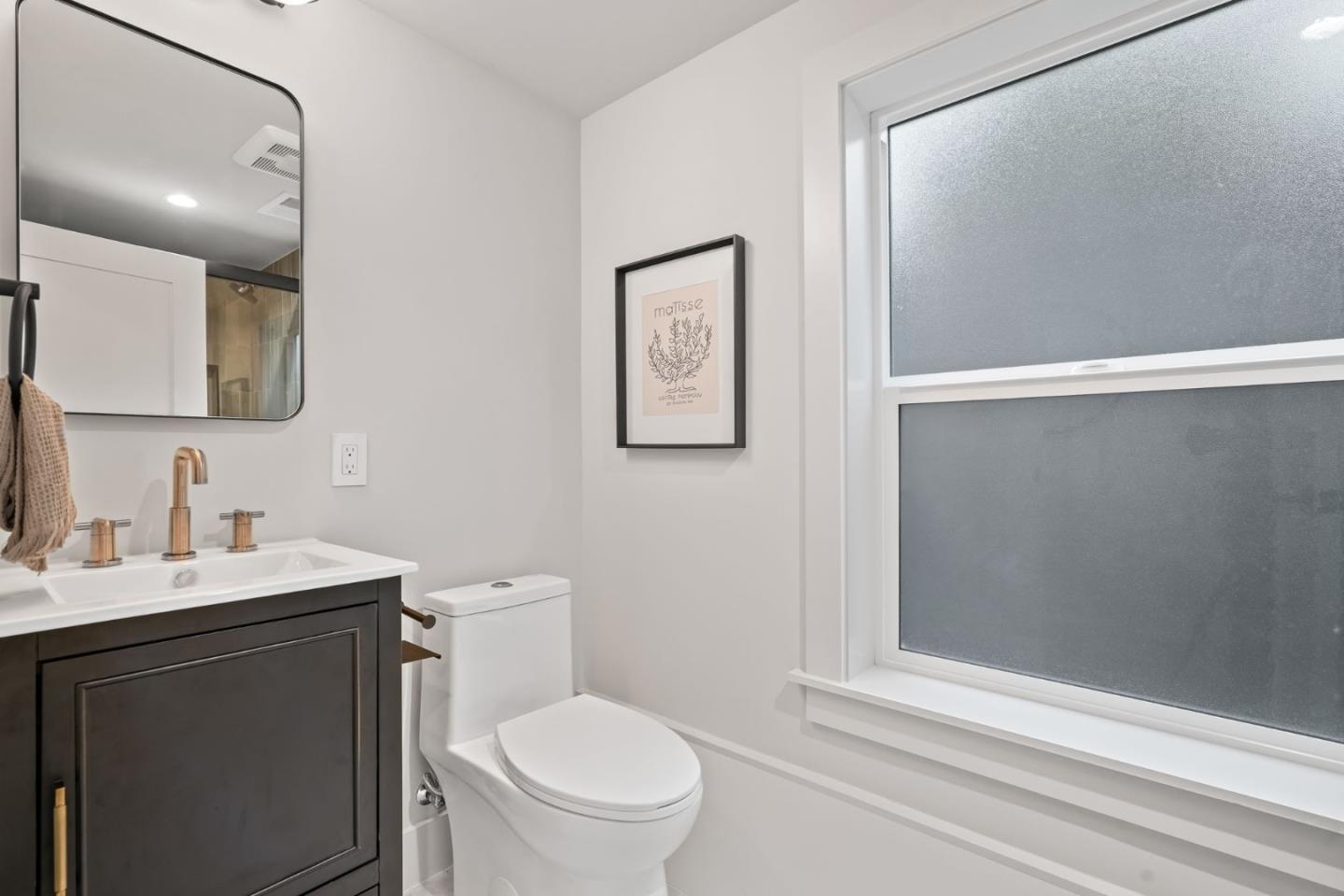 Detail Gallery Image 36 of 53 For 111 Poplar Ave, San Bruno,  CA 94066 - 4 Beds | 3 Baths