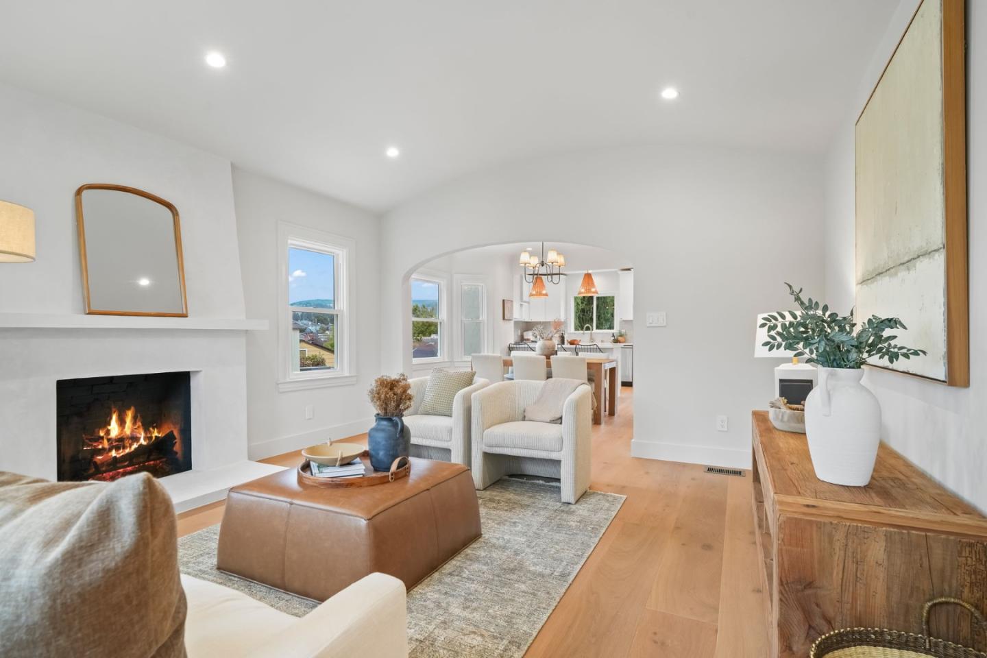 Detail Gallery Image 5 of 53 For 111 Poplar Ave, San Bruno,  CA 94066 - 4 Beds | 3 Baths