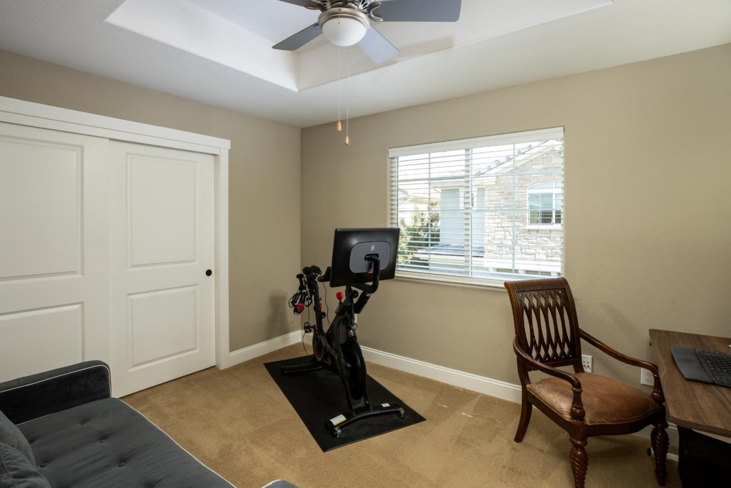 Detail Gallery Image 19 of 33 For 8 Kentfield Ct, Redwood City,  CA 94061 - 3 Beds | 2/1 Baths