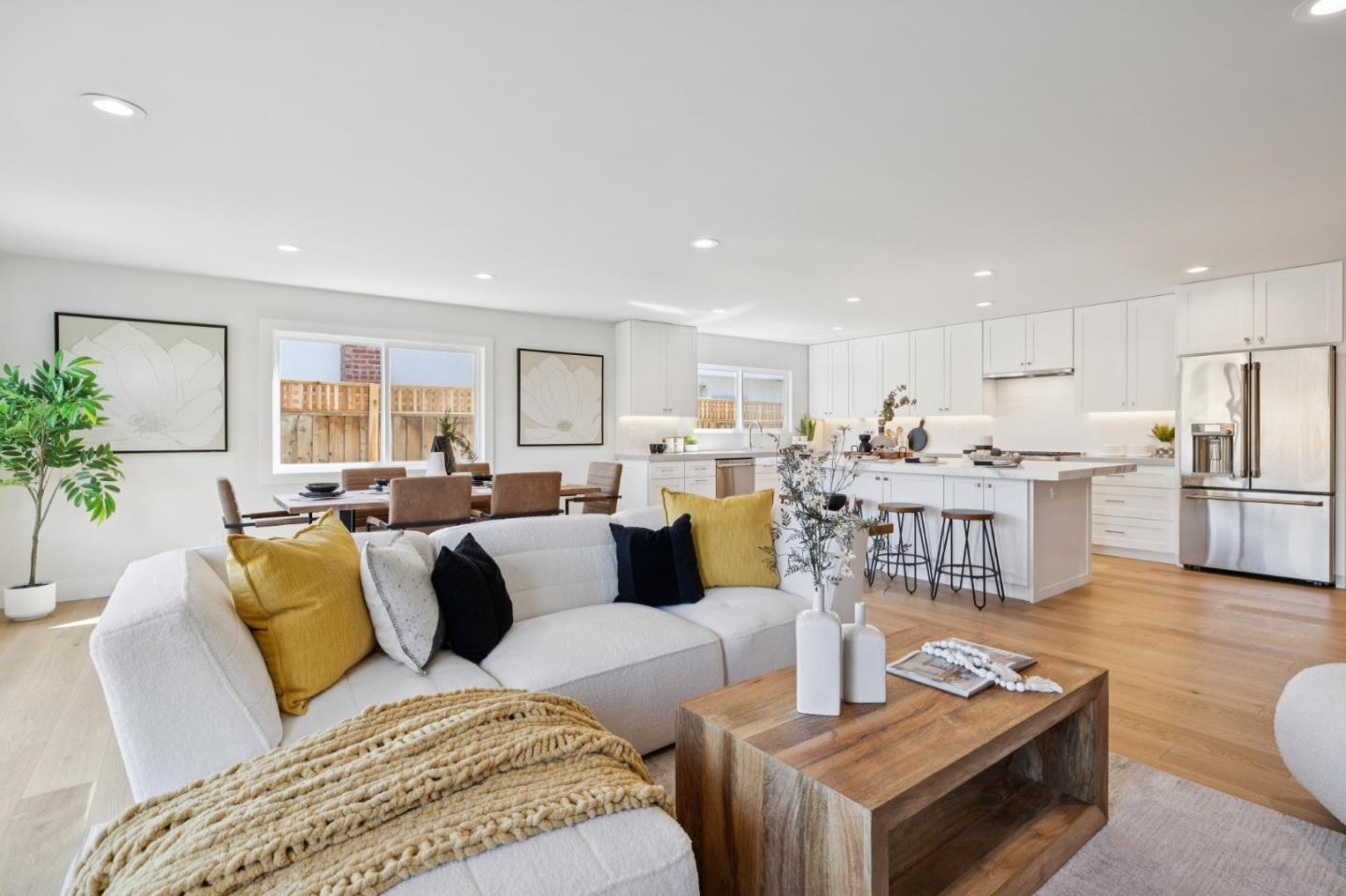 Detail Gallery Image 10 of 45 For 3942 Paladin Dr, San Jose,  CA 95124 - 4 Beds | 2 Baths