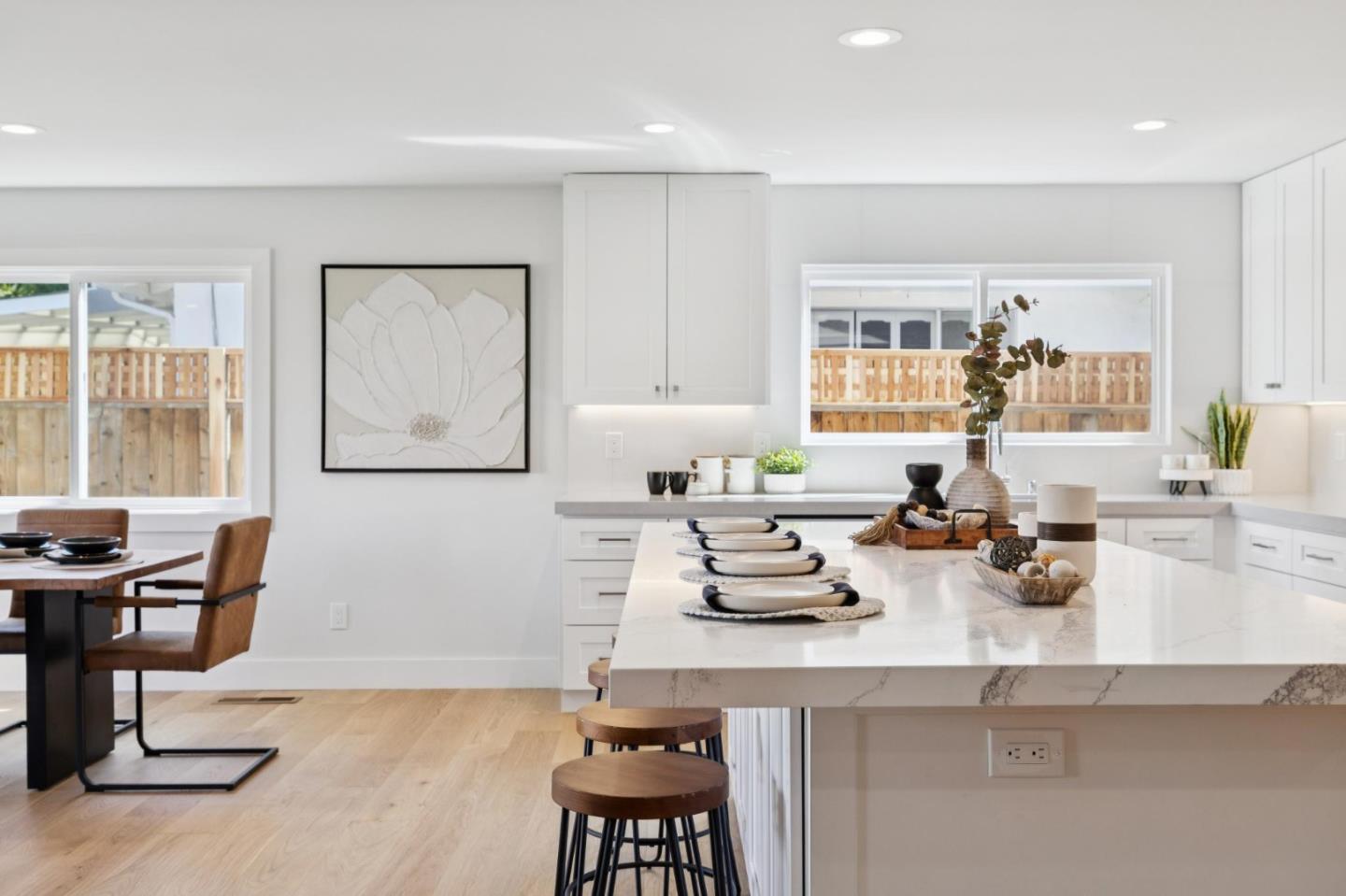 Detail Gallery Image 12 of 45 For 3942 Paladin Dr, San Jose,  CA 95124 - 4 Beds | 2 Baths