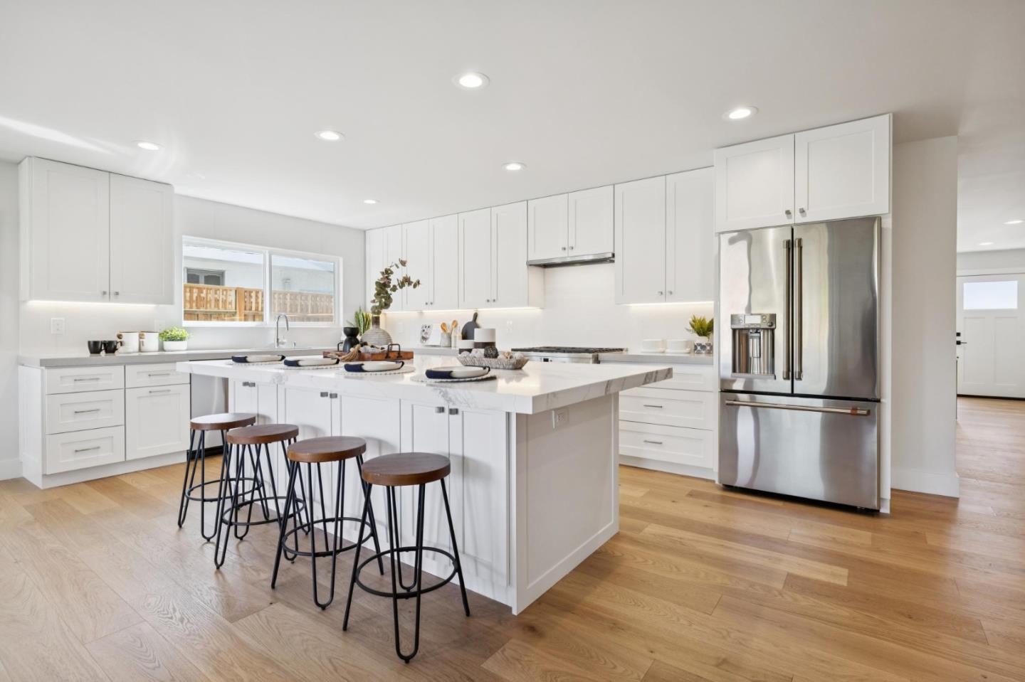 Detail Gallery Image 13 of 45 For 3942 Paladin Dr, San Jose,  CA 95124 - 4 Beds | 2 Baths