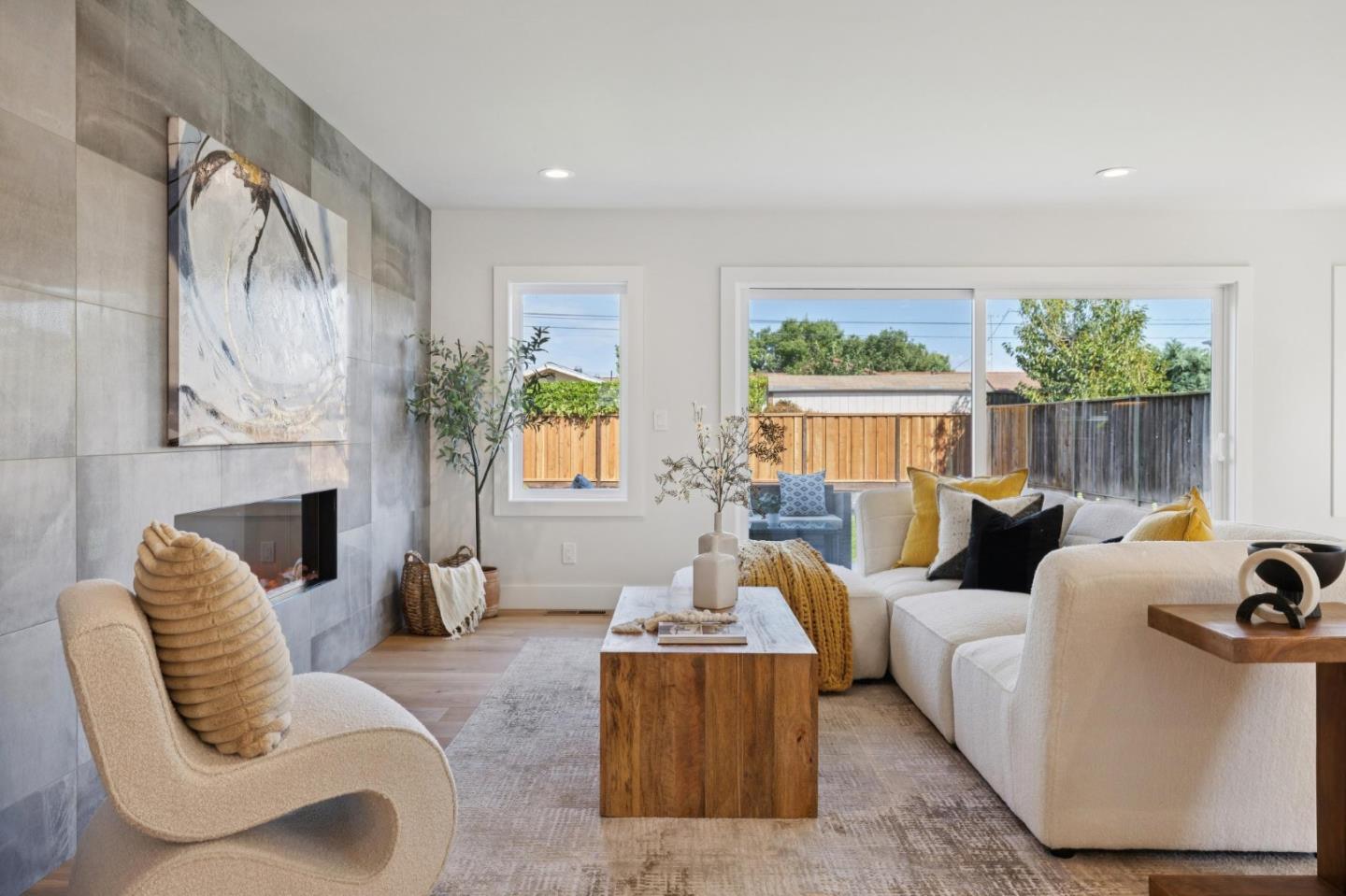 Detail Gallery Image 8 of 45 For 3942 Paladin Dr, San Jose,  CA 95124 - 4 Beds | 2 Baths