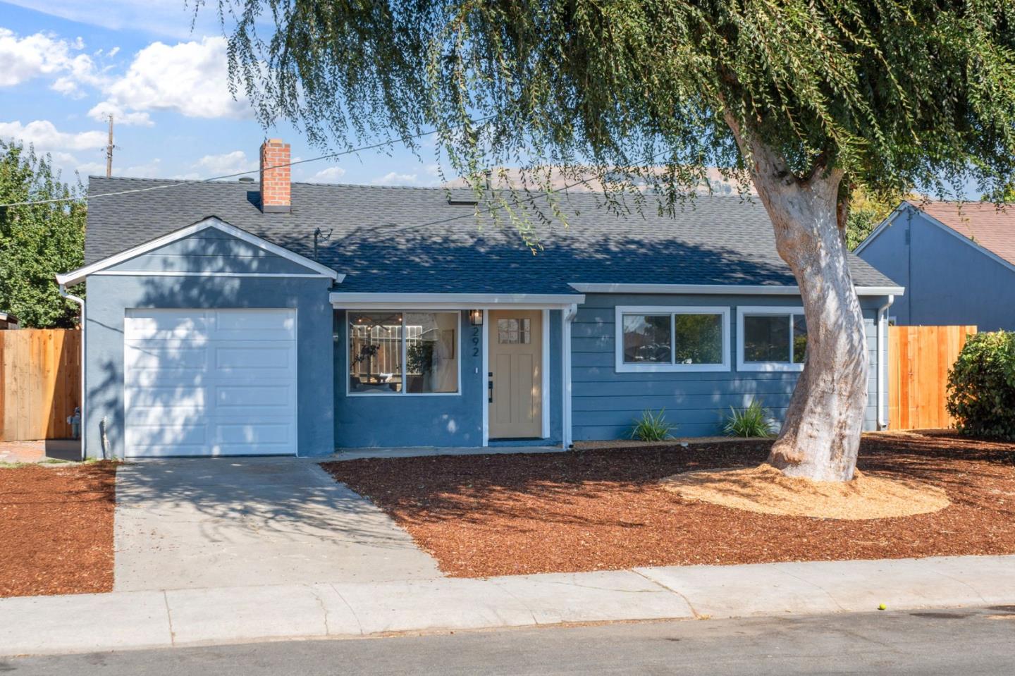 Detail Gallery Image 2 of 3 For 292 N Cragmont Ave, San Jose,  CA 95127 - 3 Beds | 1 Baths