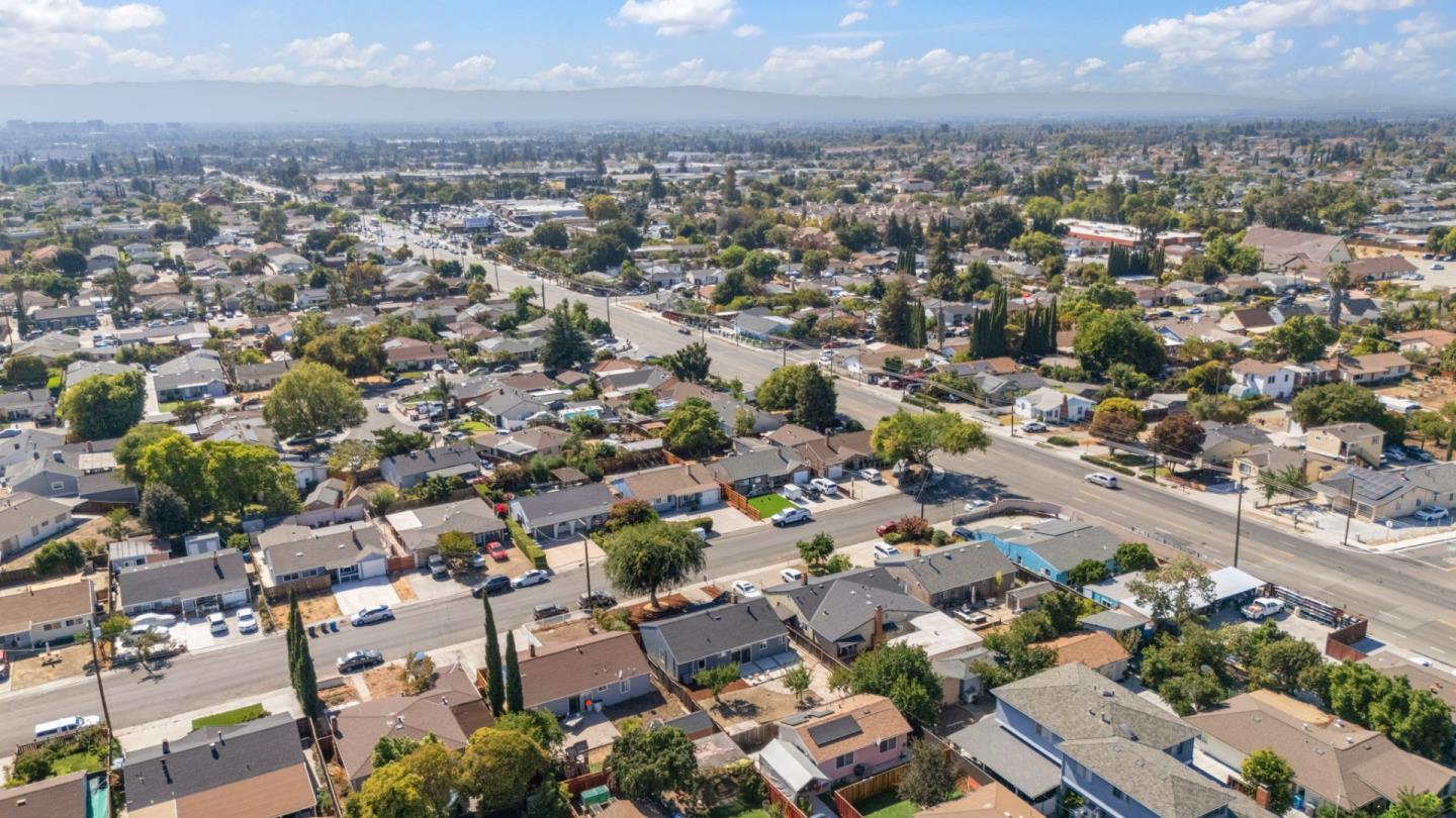 Detail Gallery Image 3 of 3 For 292 N Cragmont Ave, San Jose,  CA 95127 - 3 Beds | 1 Baths