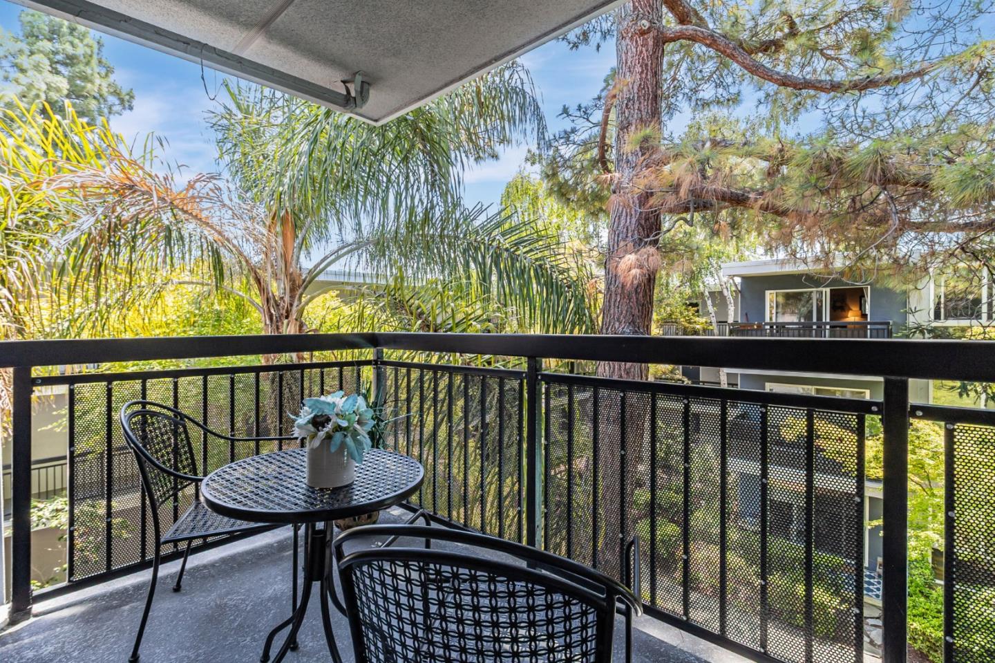 Detail Gallery Image 32 of 44 For 181 Del Medio Ave #307,  Mountain View,  CA 94040 - 2 Beds | 1 Baths