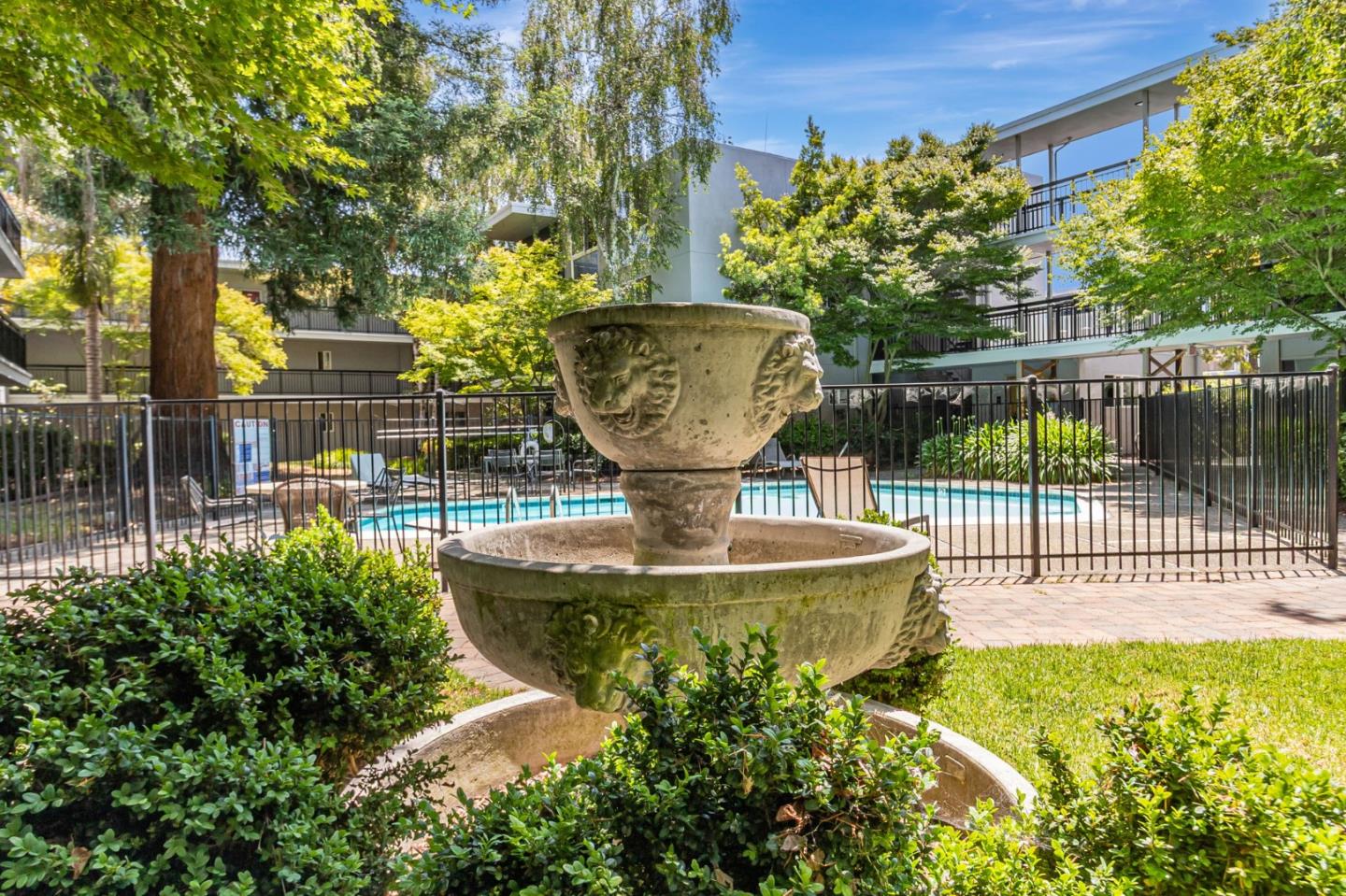 Detail Gallery Image 34 of 44 For 181 Del Medio Ave #307,  Mountain View,  CA 94040 - 2 Beds | 1 Baths