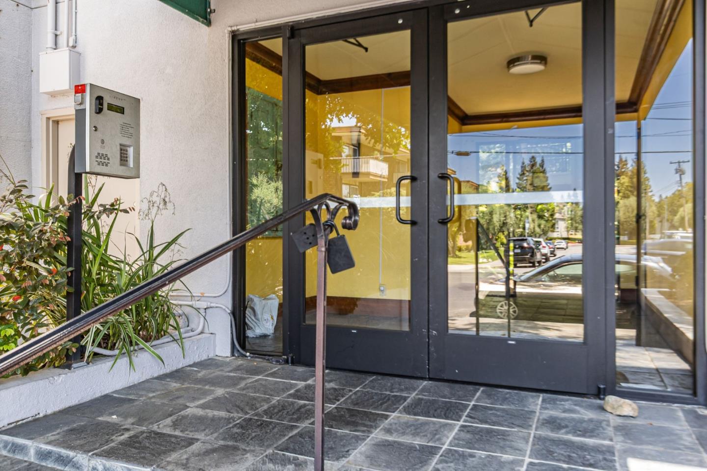 Detail Gallery Image 7 of 44 For 181 Del Medio Ave #307,  Mountain View,  CA 94040 - 2 Beds | 1 Baths