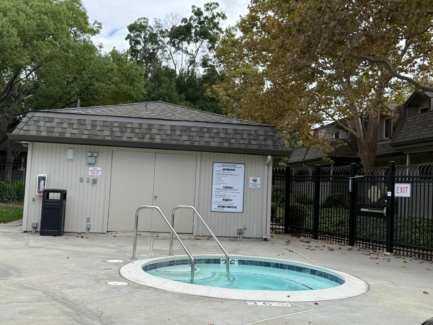 Detail Gallery Image 11 of 19 For 3241 Shadow Park Pl, San Jose,  CA 95121 - 2 Beds | 1 Baths