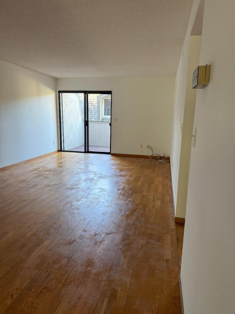 Detail Gallery Image 2 of 19 For 3241 Shadow Park Pl, San Jose,  CA 95121 - 2 Beds | 1 Baths