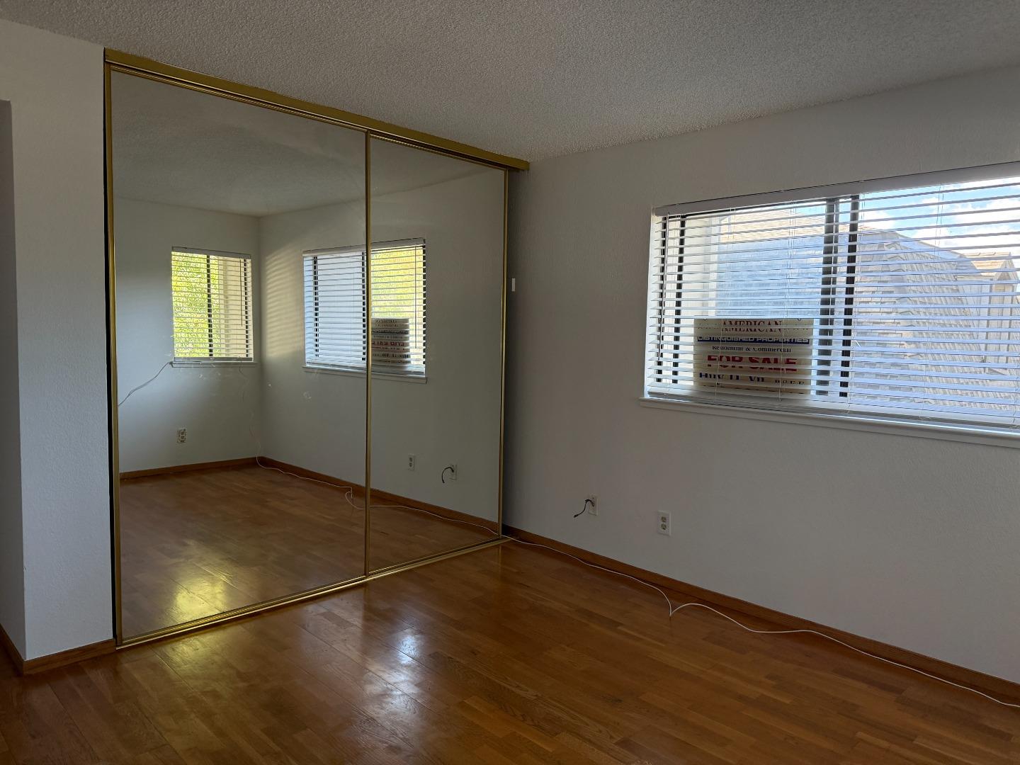 Detail Gallery Image 4 of 19 For 3241 Shadow Park Pl, San Jose,  CA 95121 - 2 Beds | 1 Baths