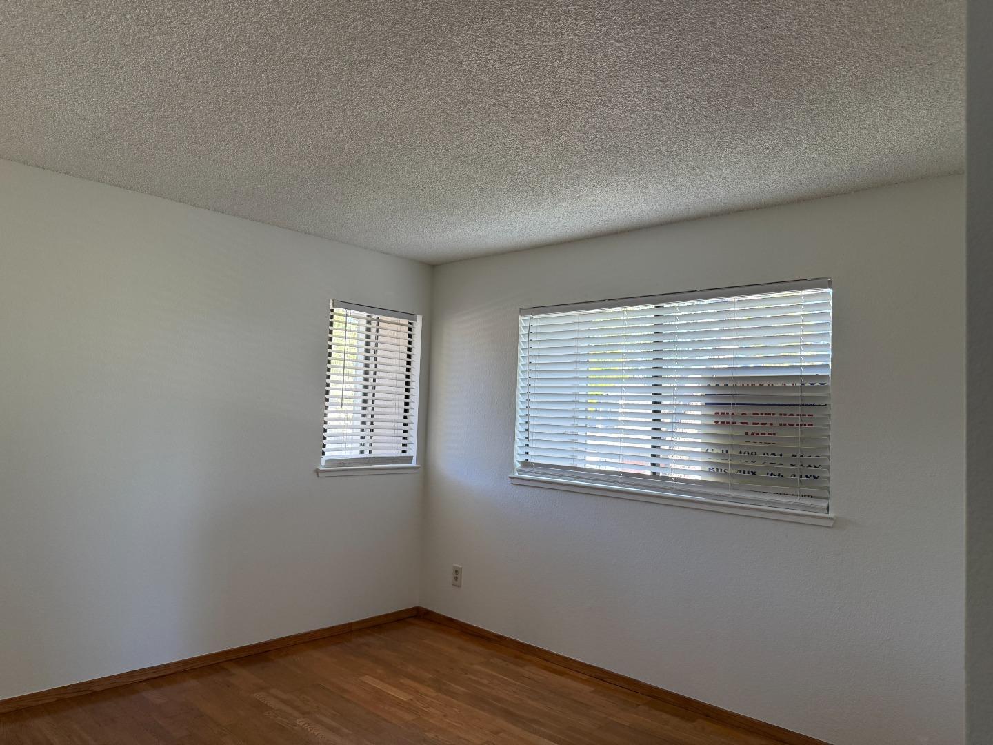 Detail Gallery Image 5 of 19 For 3241 Shadow Park Pl, San Jose,  CA 95121 - 2 Beds | 1 Baths