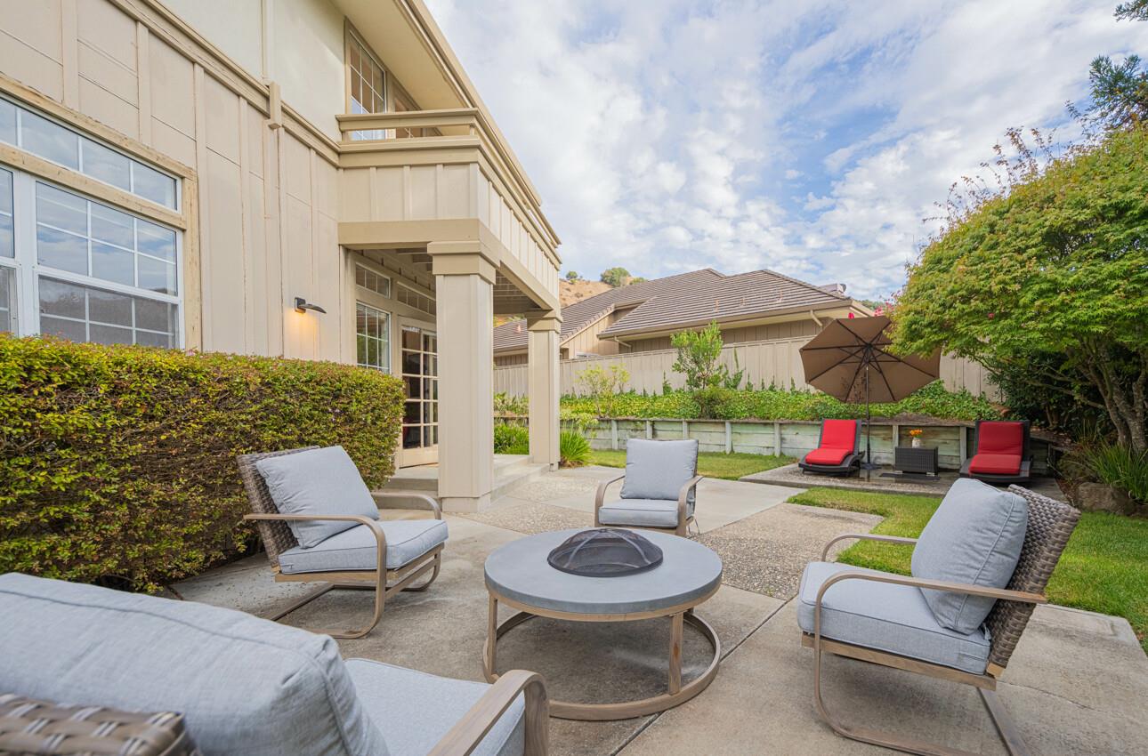 Detail Gallery Image 27 of 57 For 14285 Mountain Quail Rd, Salinas,  CA 93908 - 4 Beds | 3 Baths