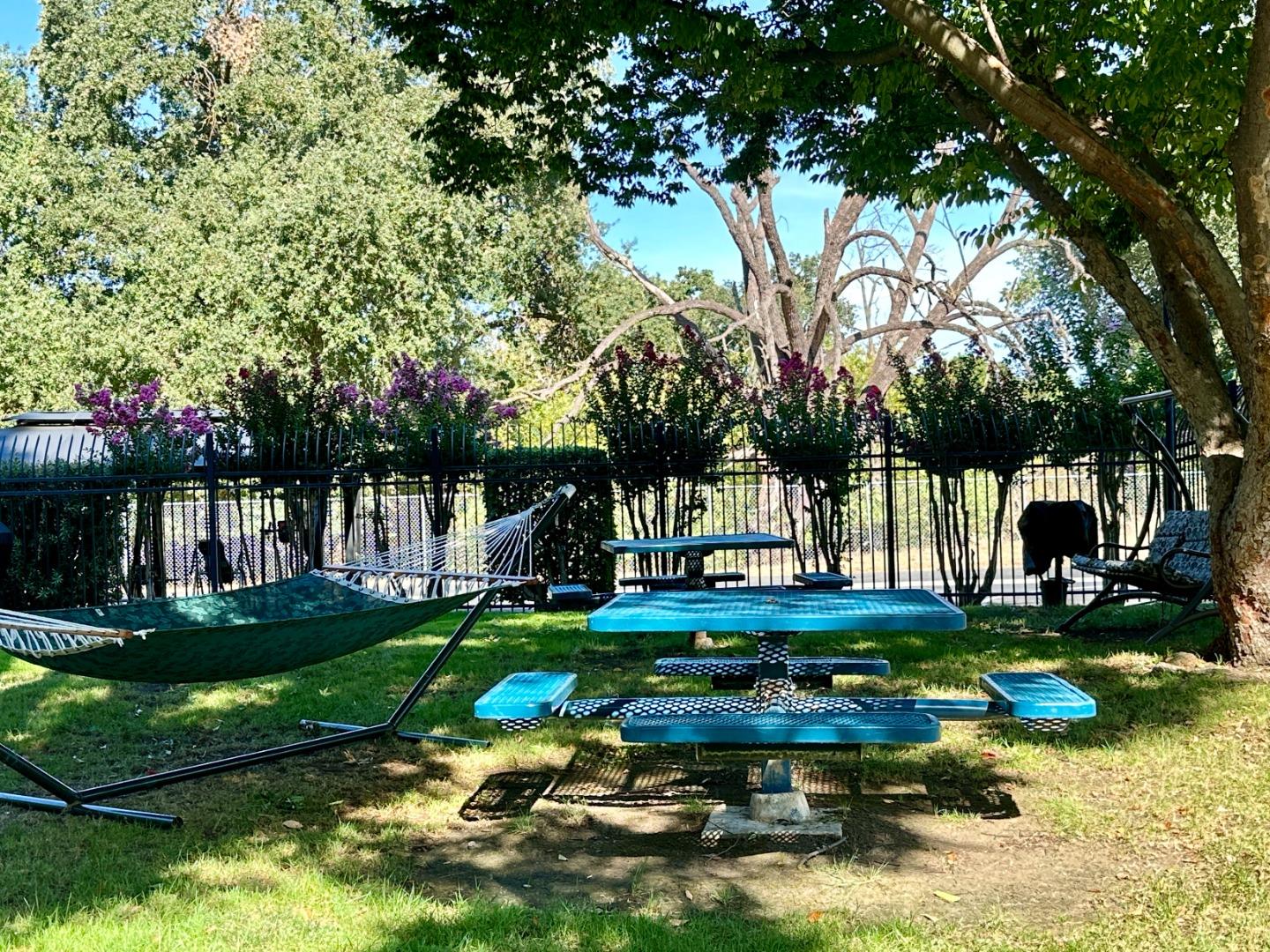 Detail Gallery Image 30 of 31 For 2122 Arroyo Ct #3,  Pleasanton,  CA 94588 - 2 Beds | 1 Baths