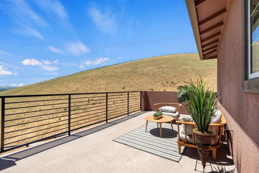 Detail Gallery Image 26 of 54 For 4190 Oak Knoll Dr, Dublin,  CA 94568 - 4 Beds | 3 Baths