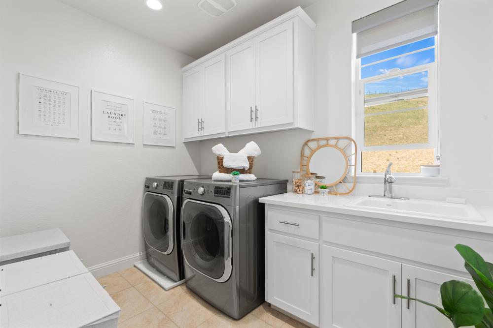 Detail Gallery Image 33 of 54 For 4190 Oak Knoll Dr, Dublin,  CA 94568 - 4 Beds | 3 Baths