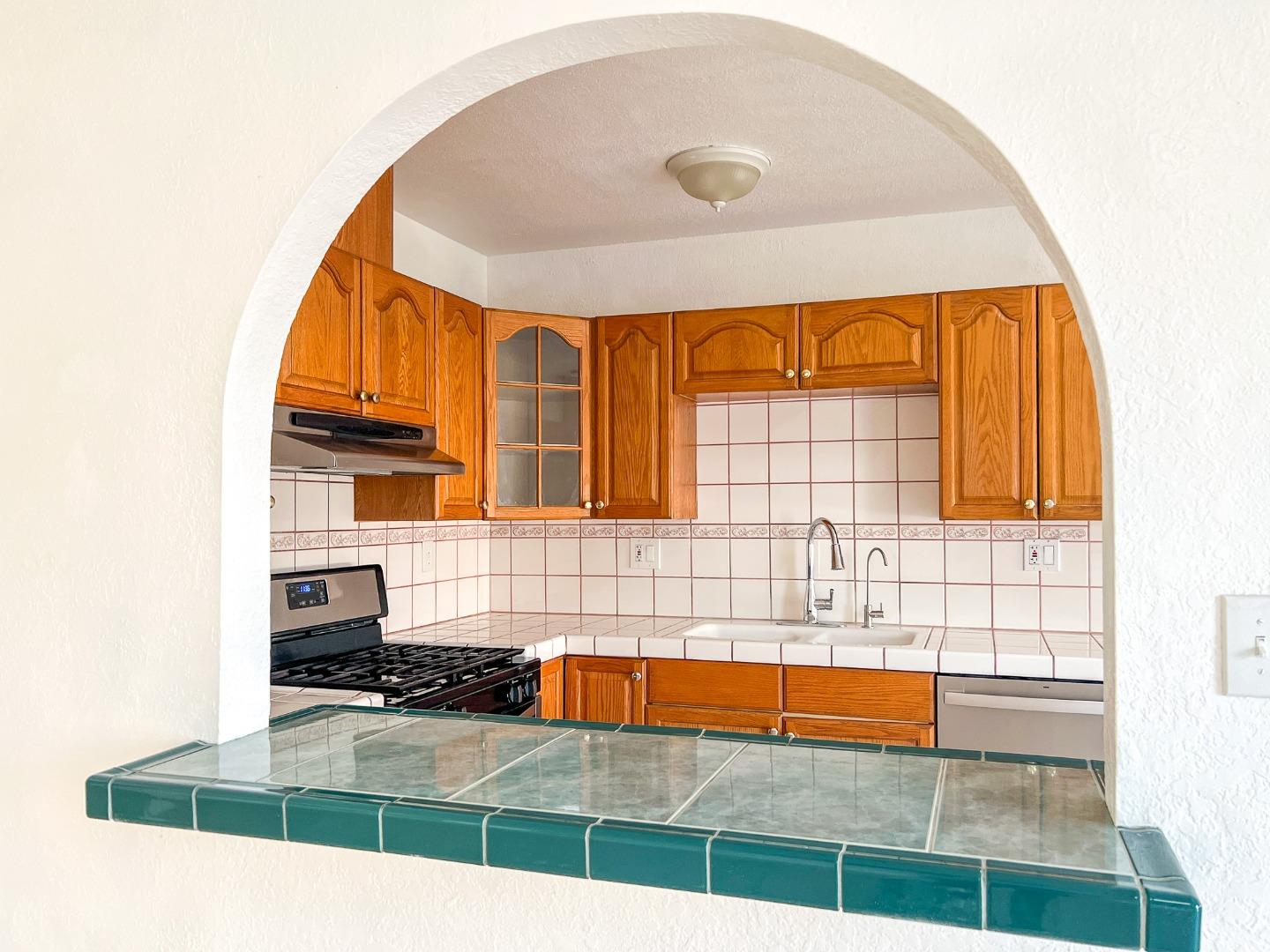 Detail Gallery Image 25 of 32 For 608 Balfour Dr, San Jose,  CA 95111 - – Beds | – Baths