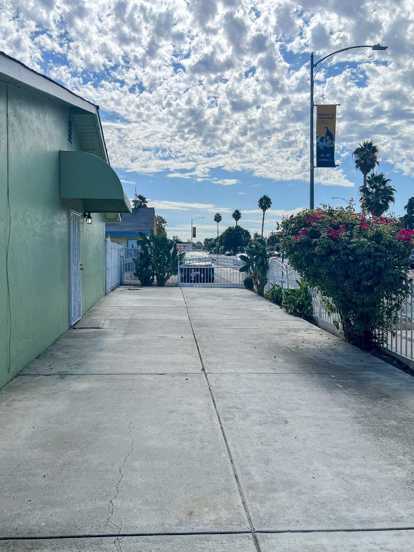 Detail Gallery Image 7 of 32 For 608 Balfour Dr, San Jose,  CA 95111 - – Beds | – Baths