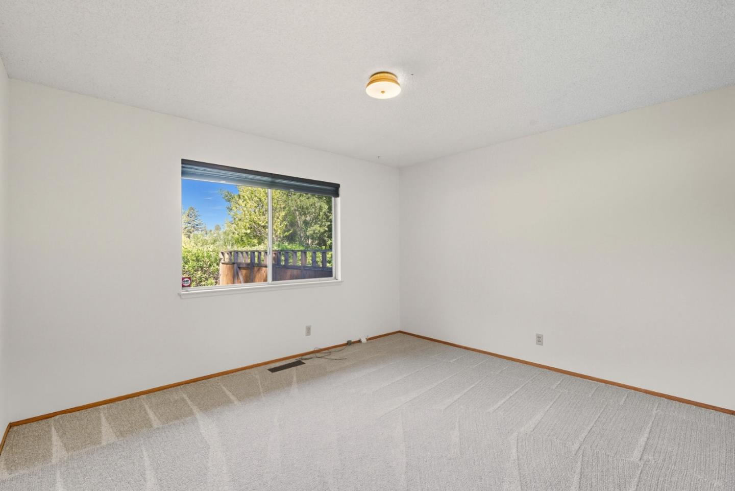 Detail Gallery Image 14 of 32 For 475 Cervantes Rd, Portola Valley,  CA 94028 - 3 Beds | 2/1 Baths