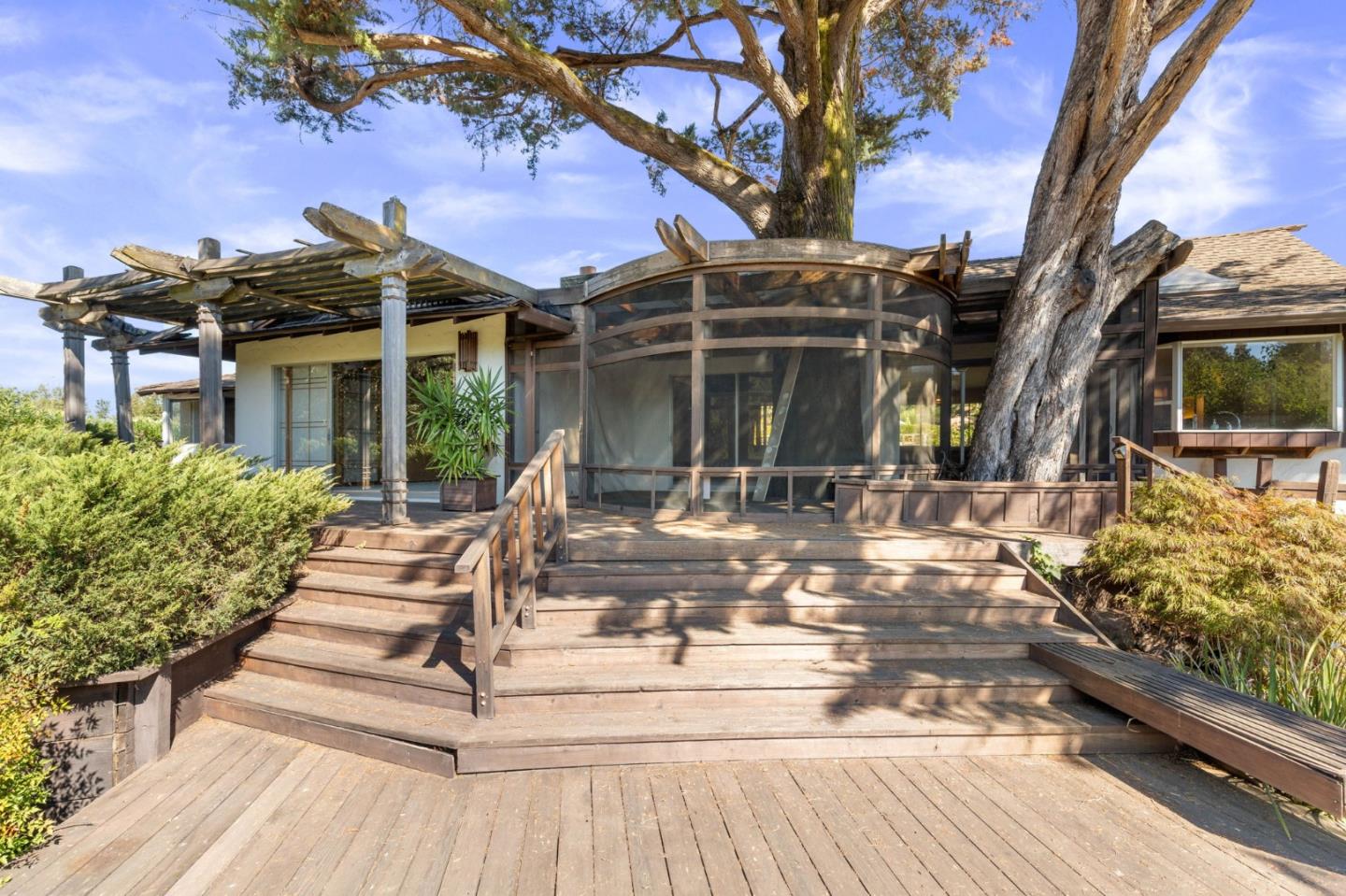 Detail Gallery Image 25 of 32 For 475 Cervantes Rd, Portola Valley,  CA 94028 - 3 Beds | 2/1 Baths