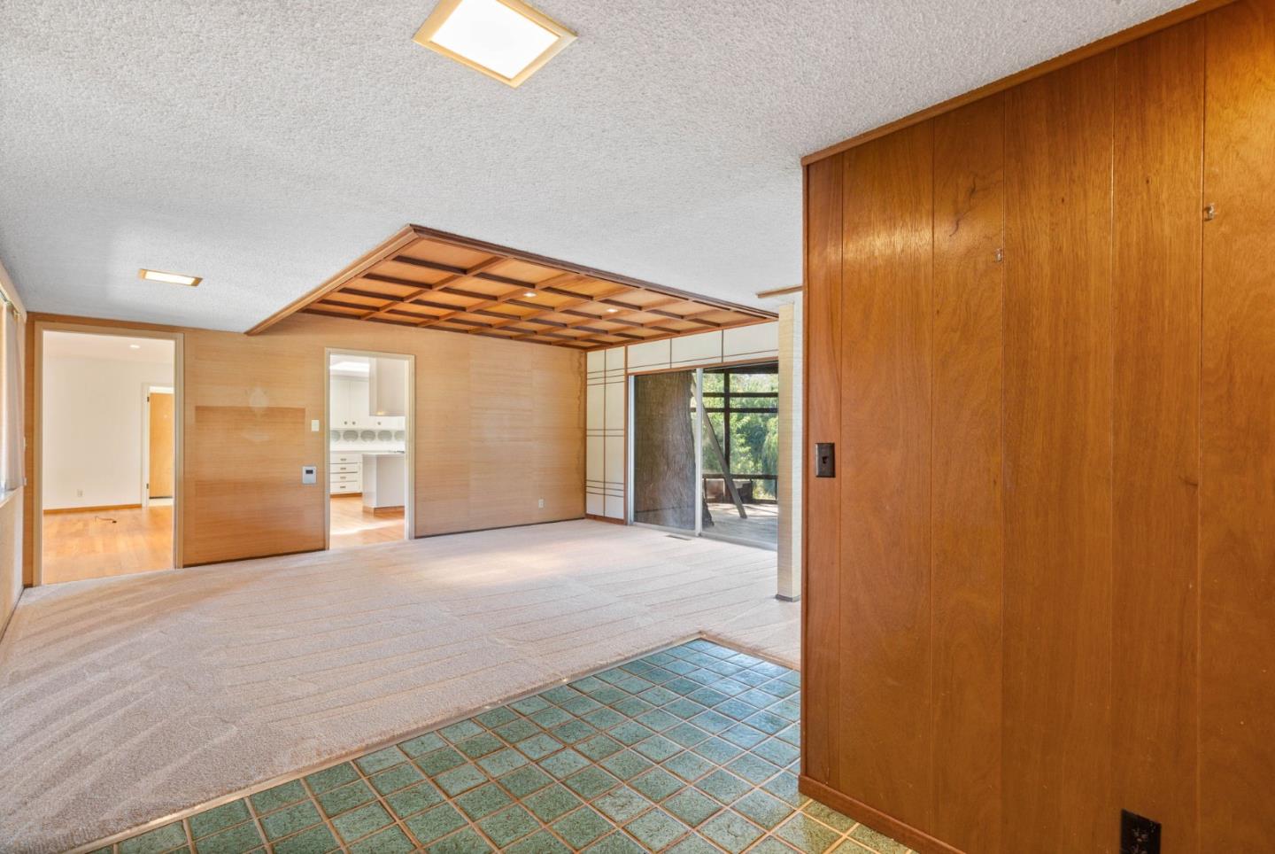 Detail Gallery Image 3 of 32 For 475 Cervantes Rd, Portola Valley,  CA 94028 - 3 Beds | 2/1 Baths