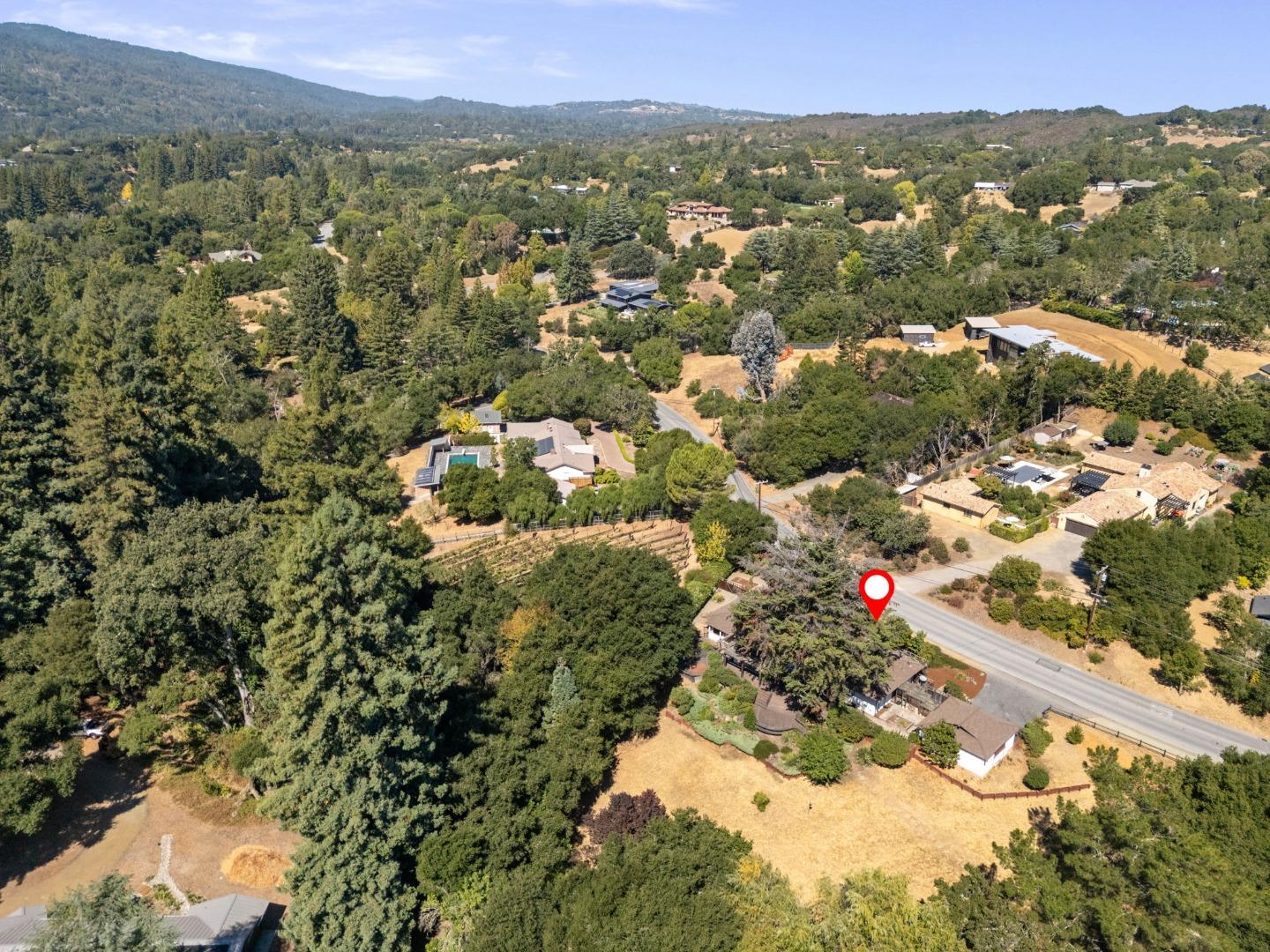 Detail Gallery Image 30 of 32 For 475 Cervantes Rd, Portola Valley,  CA 94028 - 3 Beds | 2/1 Baths