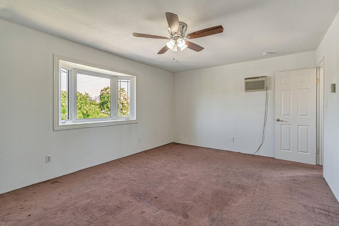 Detail Gallery Image 20 of 37 For 4219 Senter Rd, San Jose,  CA 95111 - 5 Beds | 3 Baths