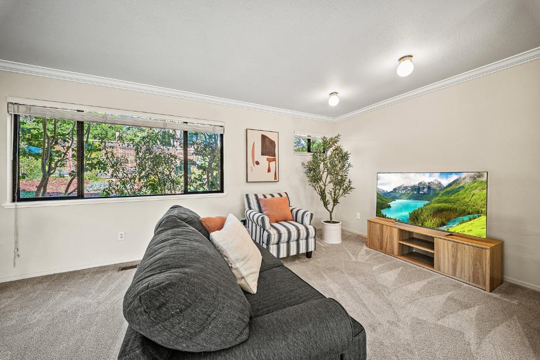 Detail Gallery Image 19 of 47 For 175 Merry Ln, Aptos,  CA 95003 - 4 Beds | 3 Baths