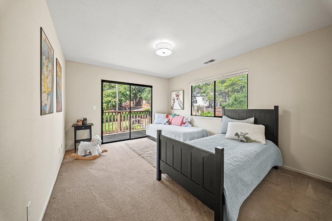 Detail Gallery Image 21 of 47 For 175 Merry Ln, Aptos,  CA 95003 - 4 Beds | 3 Baths