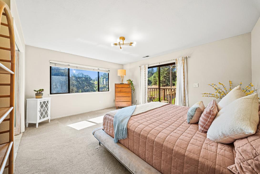 Detail Gallery Image 24 of 47 For 175 Merry Ln, Aptos,  CA 95003 - 4 Beds | 3 Baths