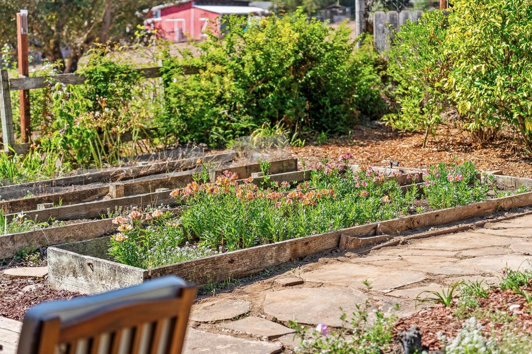 Detail Gallery Image 32 of 47 For 175 Merry Ln, Aptos,  CA 95003 - 4 Beds | 3 Baths