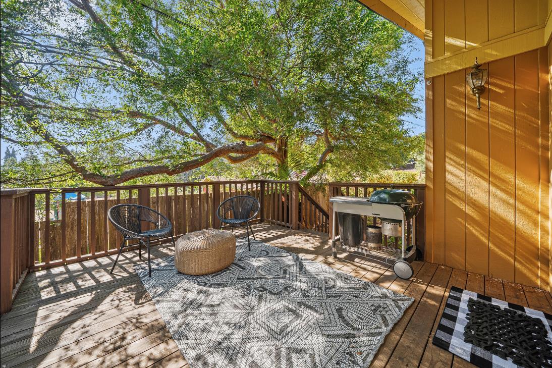 Detail Gallery Image 38 of 47 For 175 Merry Ln, Aptos,  CA 95003 - 4 Beds | 3 Baths